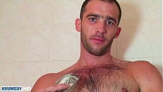Full video: A sexy str8 guy get wanked in spite of him by a guy ! porn video