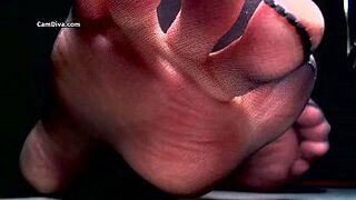 Sexy feet tease with sheer toes and wrinkled soles porn video